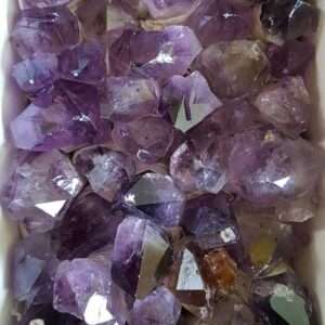 ~2kg of Amethyst Points