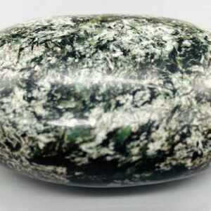 Emerald in Matrix palm stone