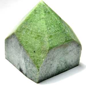 Garnet, Green top polished point