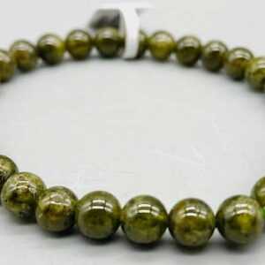 5-6mm Garnet, Green bracelet