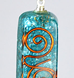 2" Orgone Aquamarine W 20" chain