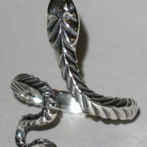 Adjustable Snake ring