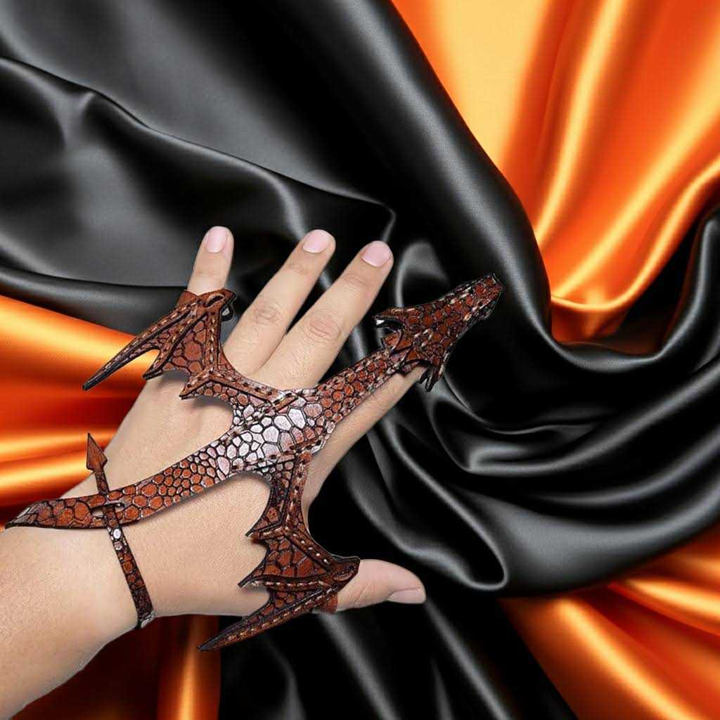 Dragon Bracelet Hand Pet