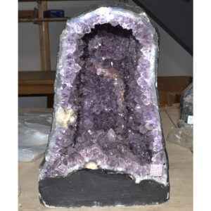 41.2# Amethyst cathedral